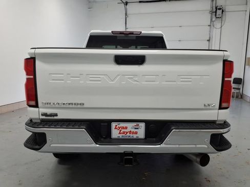 Used 2025 Chevrolet Silverado 2500 LTZ w/ LTZ Premium Package AWD/4WD image 4