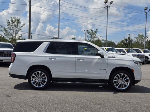 Used 2023 Chevrolet Tahoe High Country AWD/4WD image 6