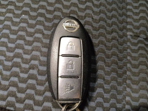 Used 2015 Nissan Versa Note SV image 32