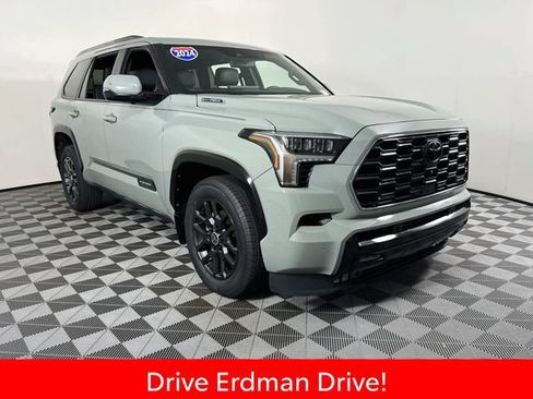 Used 2024 Toyota Sequoia Platinum AWD/4WD image 1