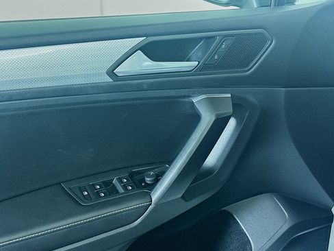 Used 2022 Volkswagen Tiguan S FWD image 15