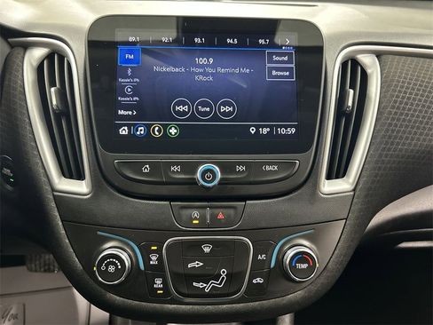 Used 2024 Chevrolet Malibu LS image 16