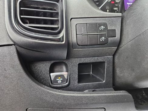 Used 2022 RAM ProMaster 2500 image 13