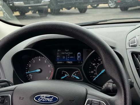 Used 2018 Ford Escape SE w/ SE SYNC Package image 8