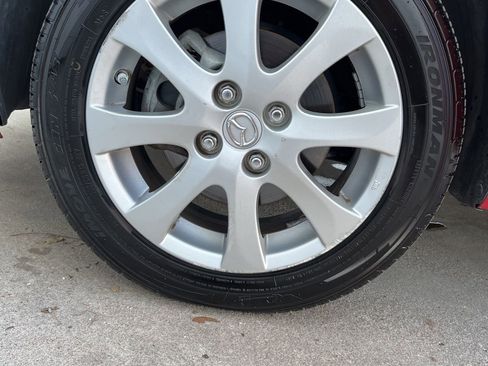 Used 2012 MAZDA MAZDA2 Touring FWD image 24