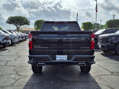 New 2026 Chevrolet Silverado 1500 Custom Trail Boss AWD/4WD image 16