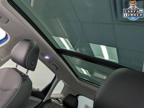 Used 2022 Volkswagen Taos SE image 22