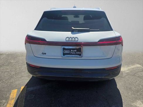 Used 2024 Audi Q8 e-tron Premium Plus w/ Premium Plus Package AWD/4WD image 4