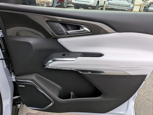New 2026 Chevrolet Traverse High Country FWD image 32