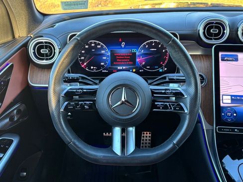 Used 2023 Mercedes-Benz GLC 300 4MATIC image 18