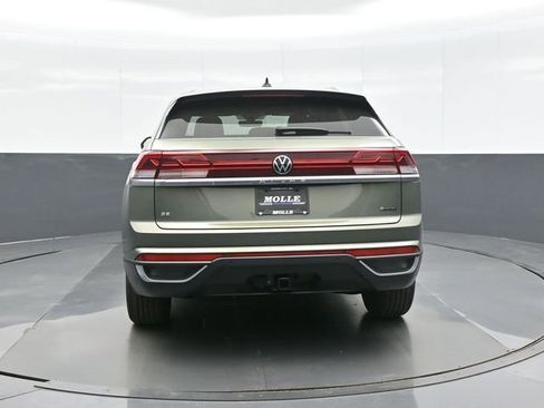New 2026 Volkswagen Atlas Cross Sport SE image 6