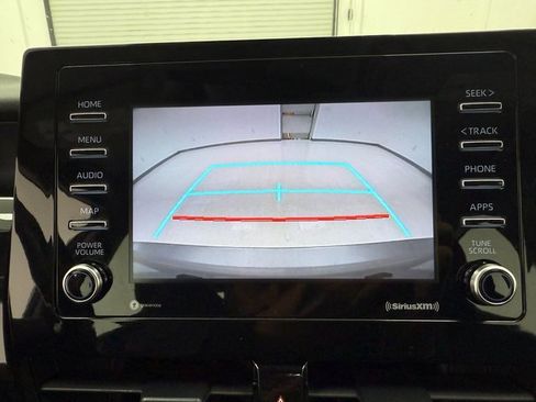 Used 2024 Toyota Camry SE image 14