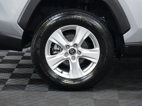 Used 2020 Toyota RAV4 XLE w/ XLE Grade Weather Package AWD/4WD image 51
