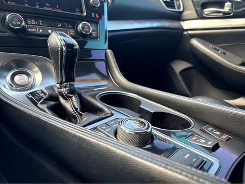 Used 2020 Nissan Maxima 3.5 SV w/ Floor Mat Group image 9