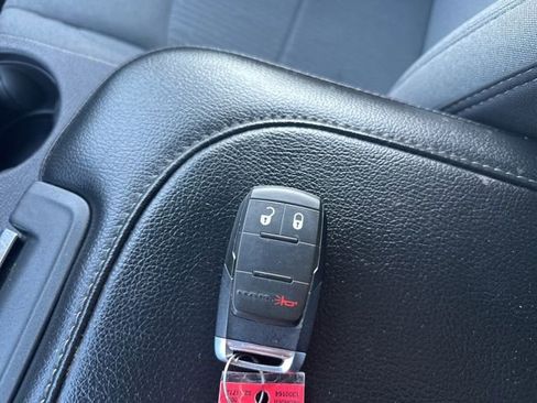 Used 2024 RAM 2500 Big Horn image 35