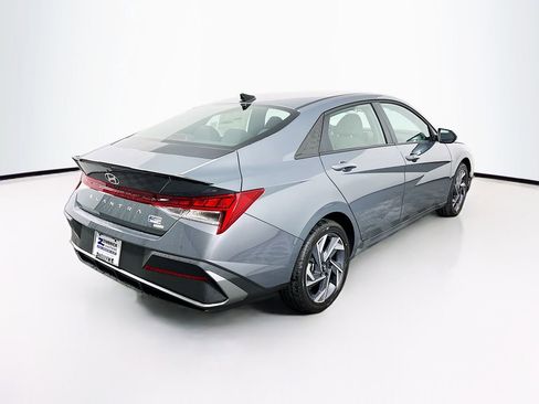 New 2025 Hyundai Elantra SEL w/ Cargo Package image 7