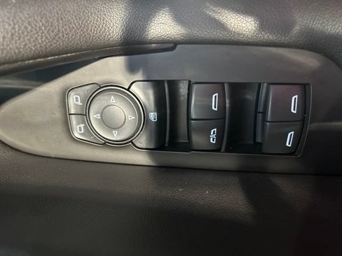 Used 2021 Chevrolet Blazer RS w/ Enhanced Convenience Package AWD/4WD image 7