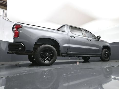 Used 2021 Chevrolet Silverado 1500 LT Trail Boss w/ Convenience Package II AWD/4WD image 45