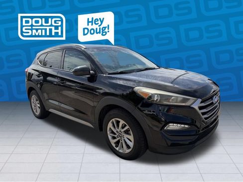 Used 2017 Hyundai Tucson SE w/ SE Popular Package 02 AWD/4WD image 4