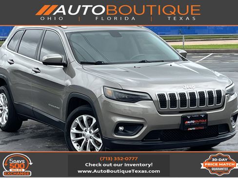 Used 2019 Jeep Cherokee Latitude w/ Popular Appearance Group FWD image 1