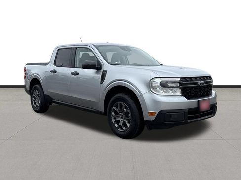 Used 2022 Ford Maverick XLT FWD image 3