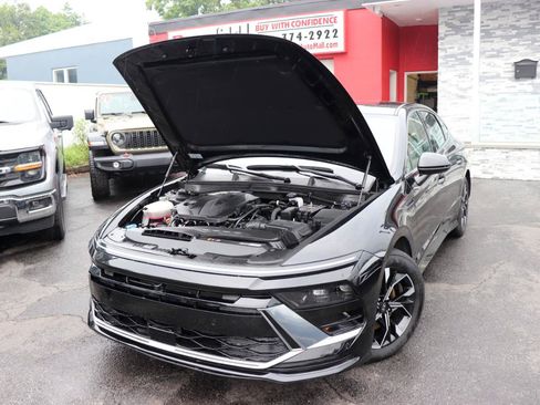 Used 2025 Hyundai Sonata SEL FWD image 48