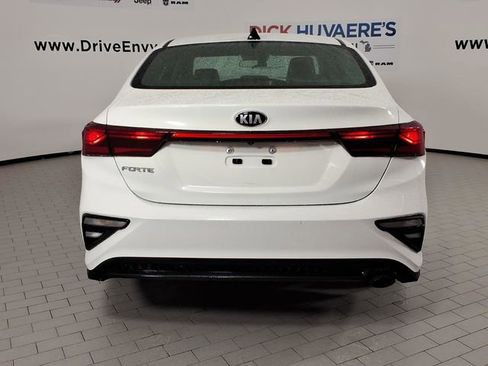 Used 2021 Kia Forte LXS FWD image 5