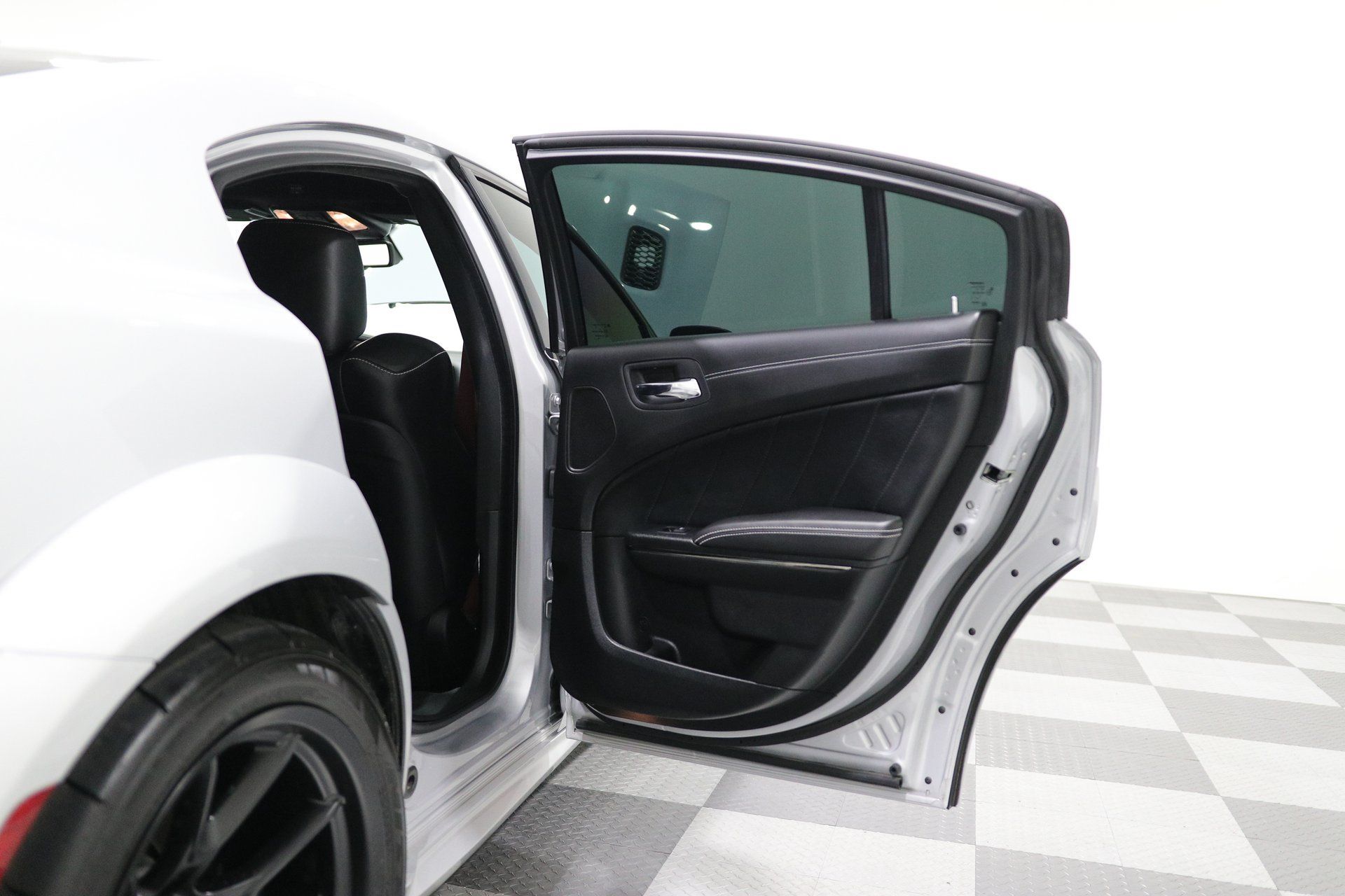 Used 2023 Dodge Charger SRT Hellcat w/ Harman/Kardon Audio Group RWD image 22