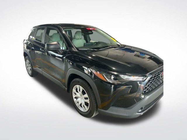 Used 2024 Toyota Corolla Cross L FWD image 3
