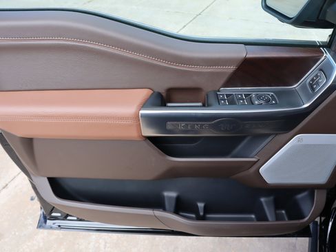 New 2025 Ford F150 King Ranch w/ FX4 Off-Road Package image 18
