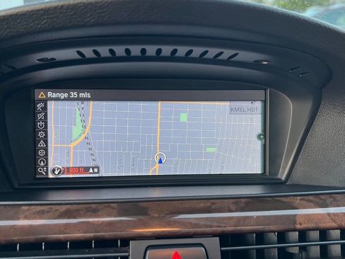 Used 2011 BMW 328i Sedan w/ Premium Pkg image 12