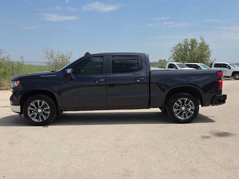 Used 2024 Chevrolet Silverado 1500 LT w/ Leather Package RWD image 5
