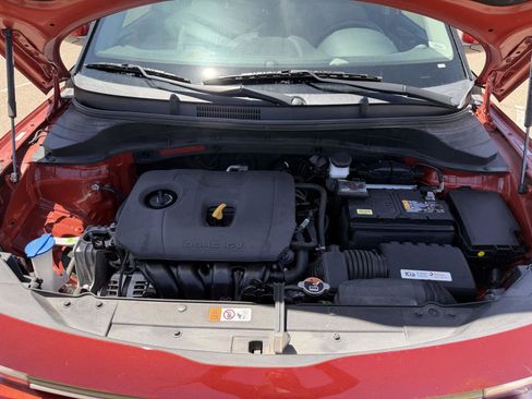 Used 2022 Kia Soul LX w/ Technology Package FWD image 11