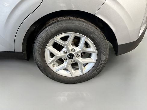 Used 2023 Kia Soul LX w/ Option Group 015 FWD image 36