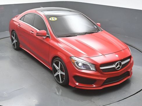 Used 2015 Mercedes-Benz CLA 250 image 40
