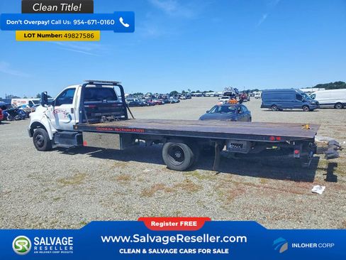 Used 2017 Ford F650 2WD Regular Cab Super Duty image 3