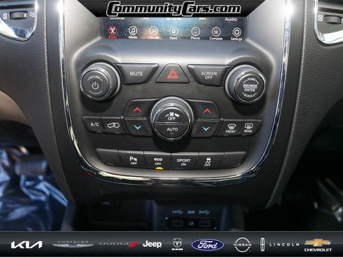 Used 2018 Dodge Durango AWD image 17