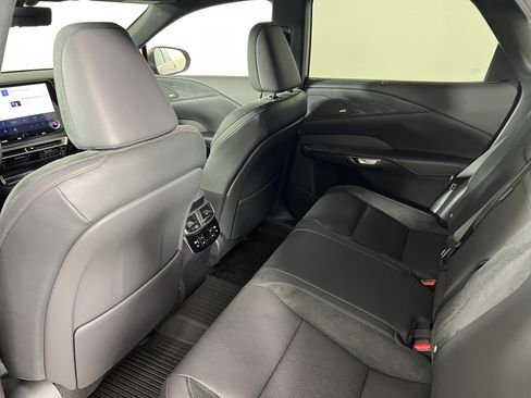Used 2026 Lexus RX 350 AWD image 21
