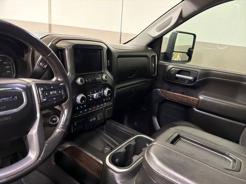 Used 2020 GMC Sierra 2500 Denali w/ Denali Ultimate Package image 14
