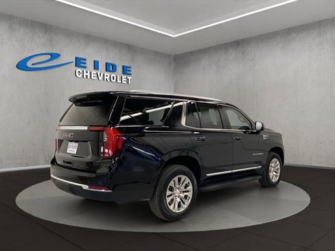 Used 2025 GMC Yukon Elevation AWD/4WD image 4