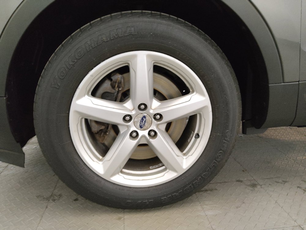 Used 2017 Ford Explorer XLT AWD/4WD image 31