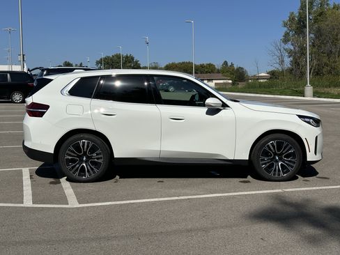 New 2026 BMW X3 xDrive30 w/ Convenience Package image 8