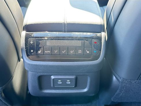 Used 2026 INFINITI QX60 Luxe w/ Cargo Package image 28