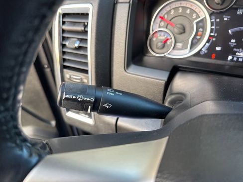 Used 2018 RAM 2500 Laramie w/ Cold Weather Group image 20