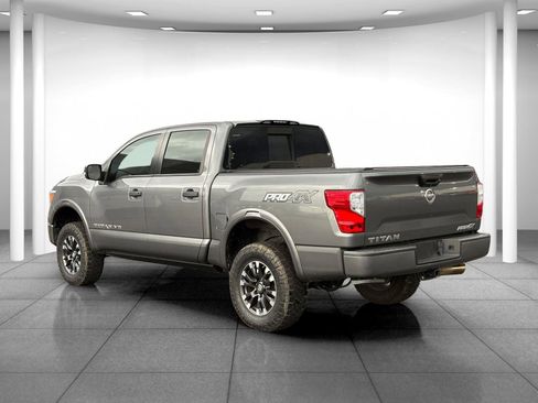 Used 2019 Nissan Titan PRO-4X image 5