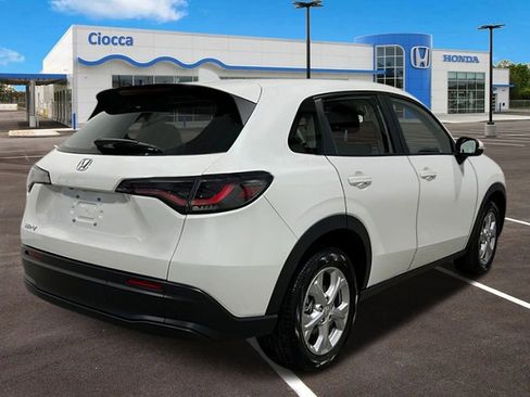 Used 2025 Honda HR-V LX image 6