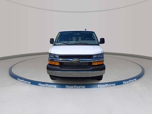 Used 2025 Chevrolet Express 2500 w/ Driver Convenience Package RWD image 2