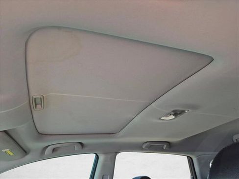 Used 2011 Honda CR-V EX-L image 12
