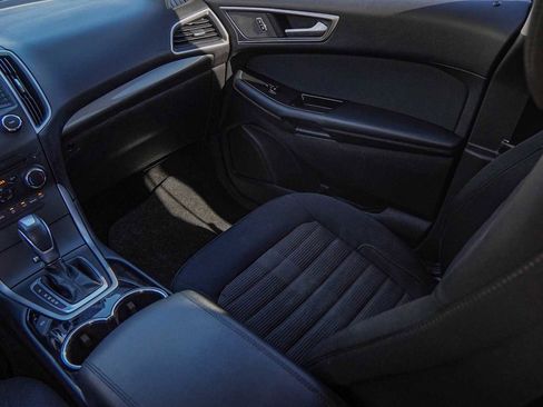 Used 2017 Ford Edge SEL image 27