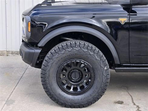 New 2025 Ford Bronco Badlands image 9